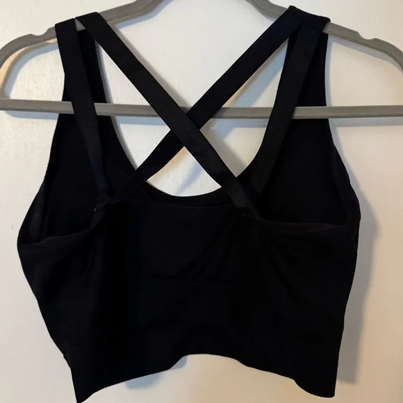 Puma Classic Black Activewear Bra size 1X - Picture 2 of 3